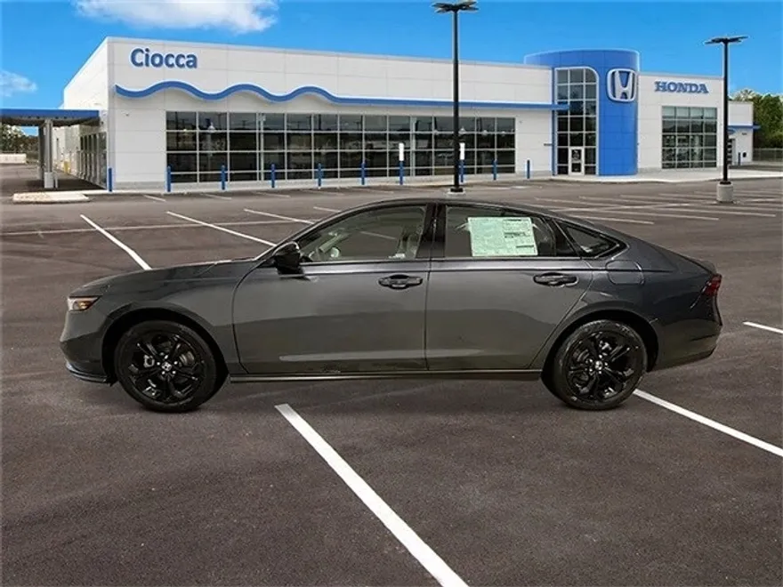 2025 Honda Accord SE photo 1