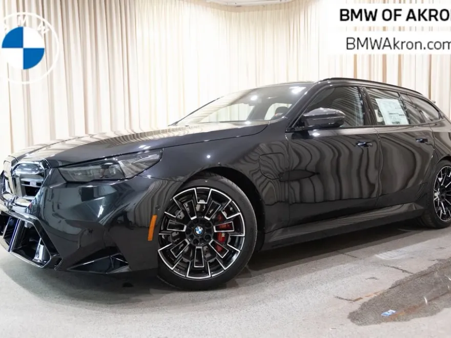 2025 Bmw M5 5 Touring photo 1