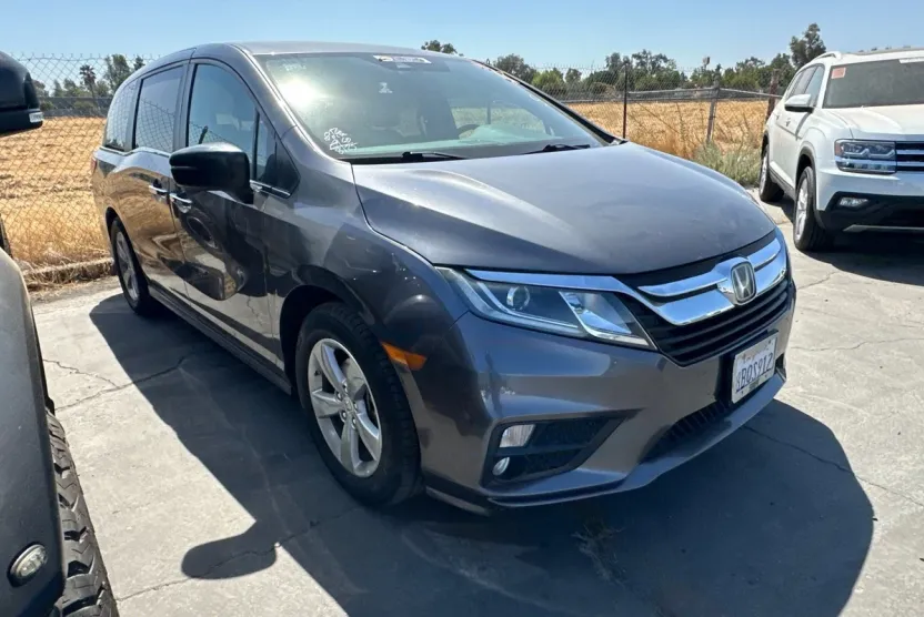 2018 Honda Odyssey EX-L photo 1