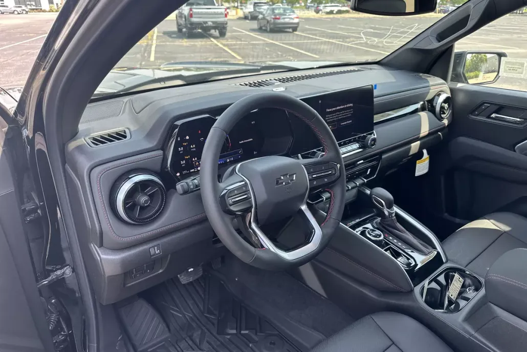 2026 Chevrolet Colorado Z71 photo 1