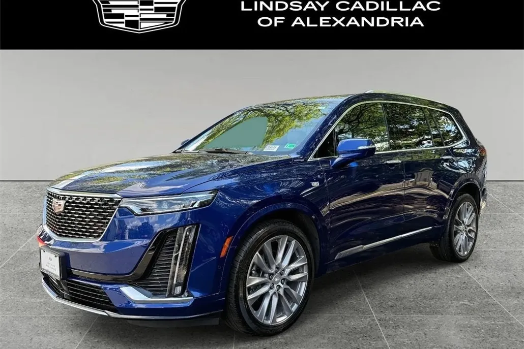 2025 Cadillac XT6 Premium Luxury photo 1