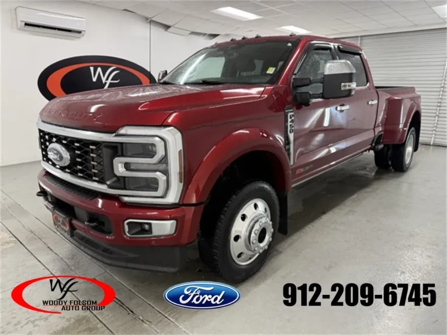 2025 Ford F-450 Platinum photo 1