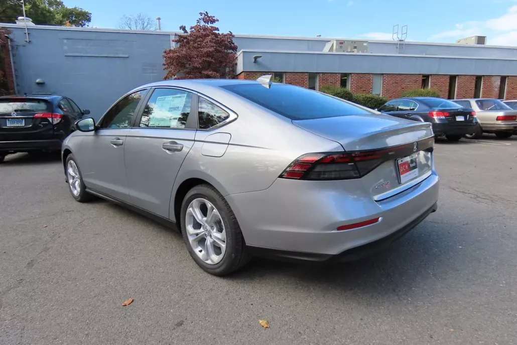 2025 Honda Accord LX photo 1