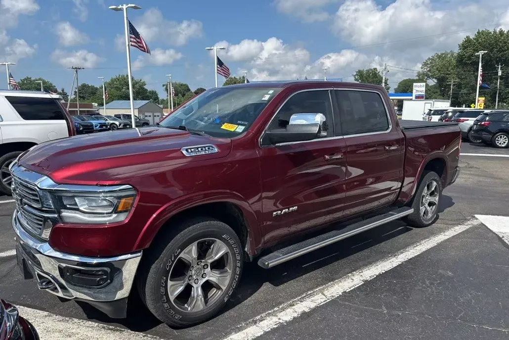 2022 Ram 1500 Laramie photo 1