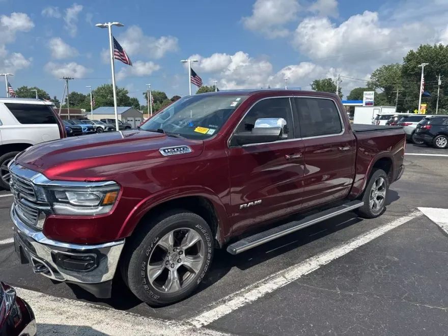 2022 Ram 1500 Laramie photo 1