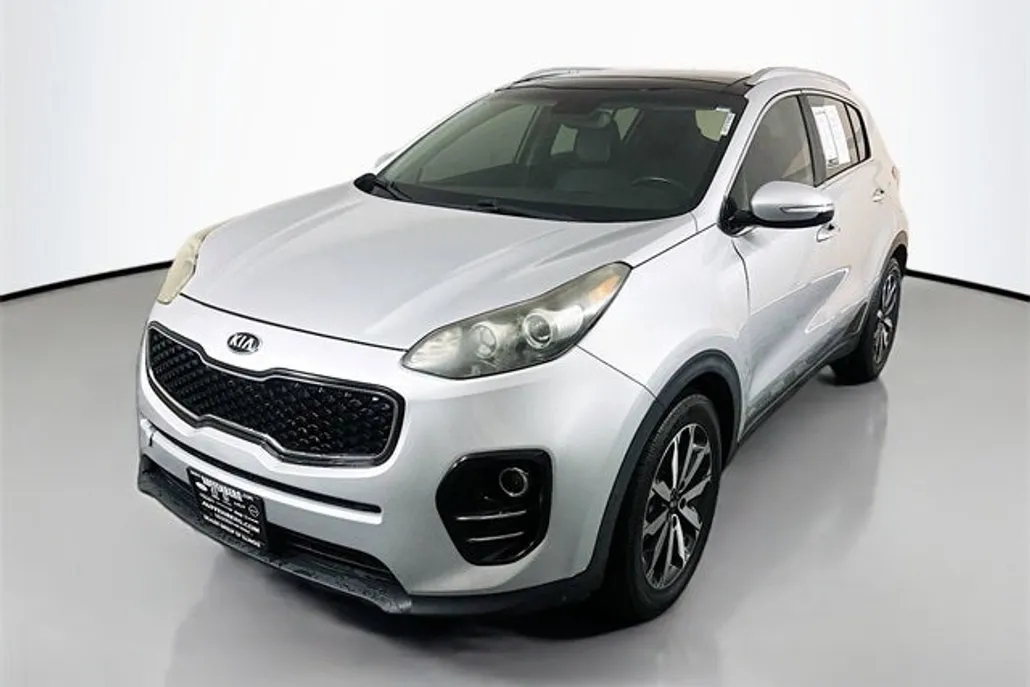 2017 Kia Sportage EX photo 1