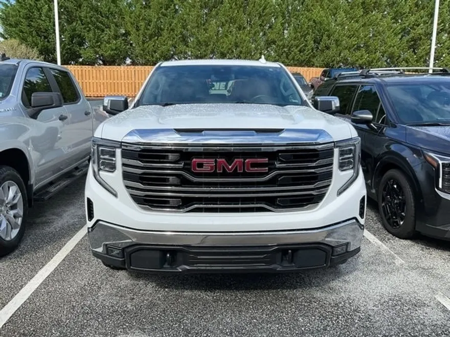2024 Gmc Sierra 1500 SLT photo 1