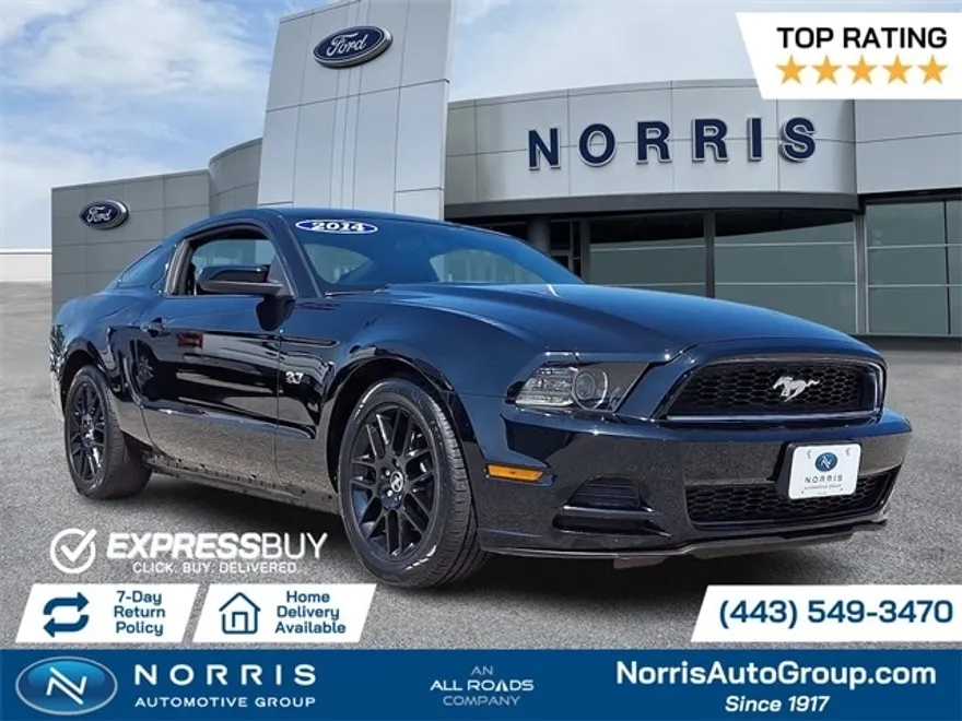 2014 Ford Mustang V6 photo 1