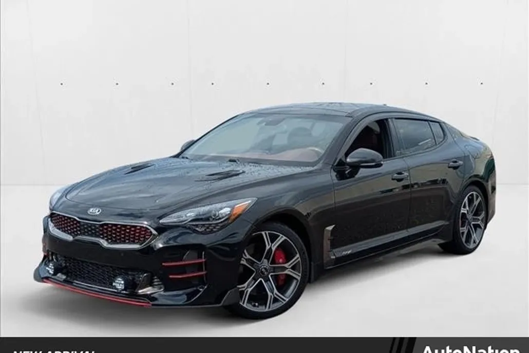 2018 Kia Stinger GT1 photo 1