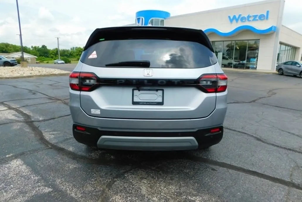 2023 Honda Pilot EX-L photo 1