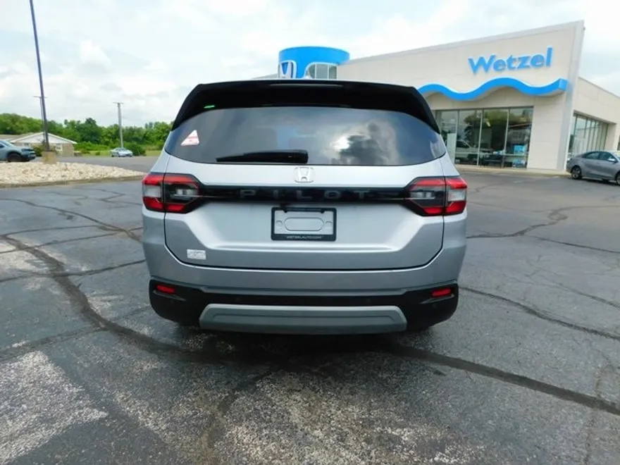 2023 Honda Pilot EX-L photo 1