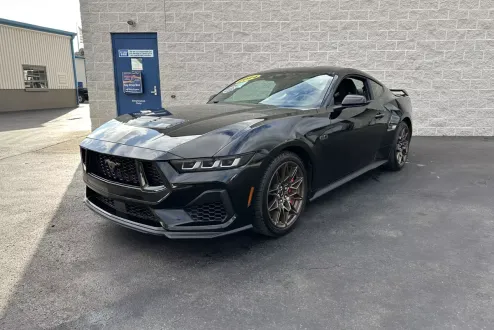 2024 Ford Mustang GT Premium photo 2