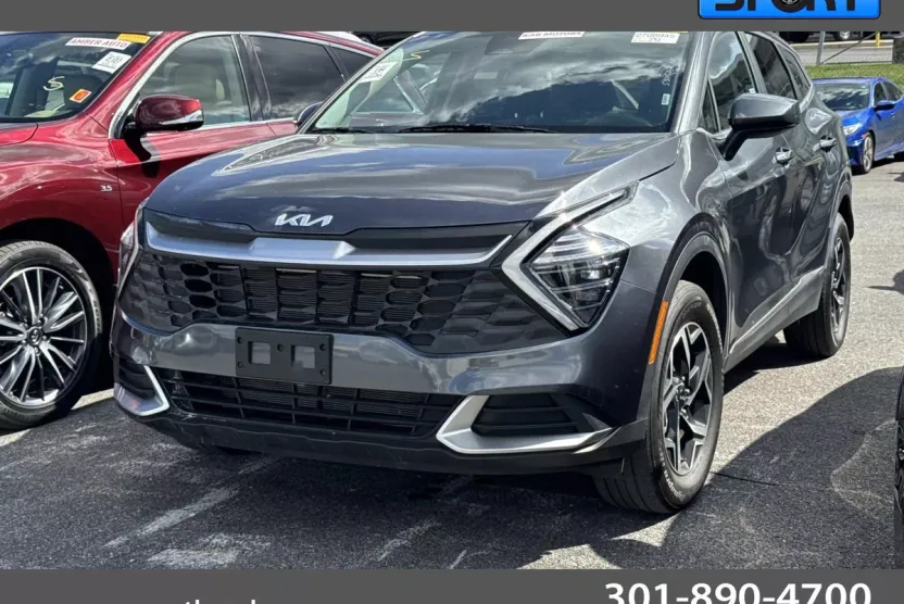 2024 Kia Sportage LX photo 1
