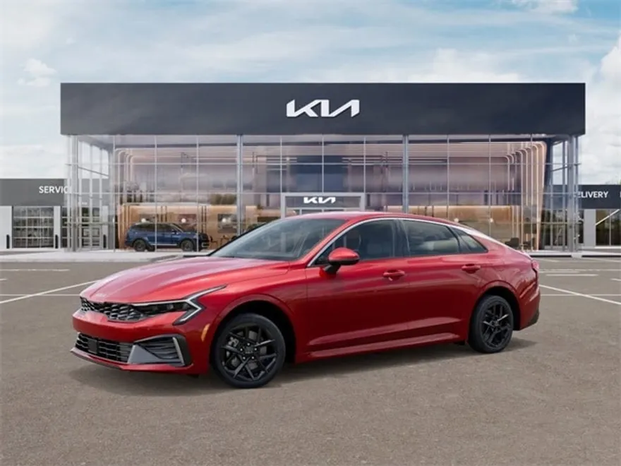 2025 Kia K5 LXS photo 1