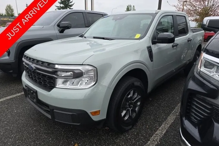2024 Ford Maverick XLT photo 1
