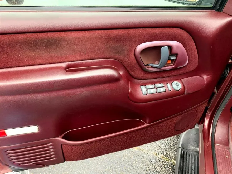 1998 Gmc Yukon photo 11