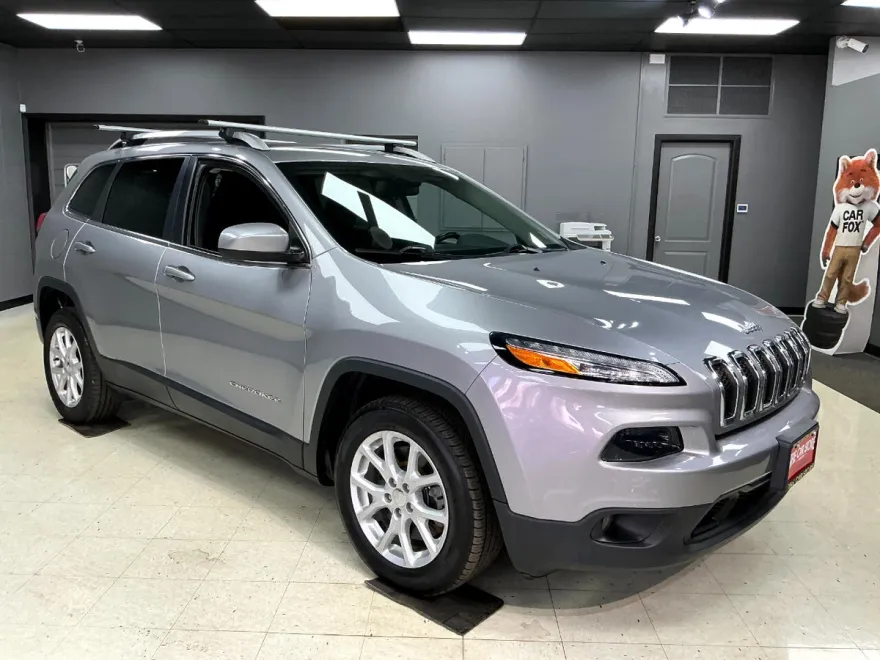2017 Jeep Cherokee Latitude photo 1