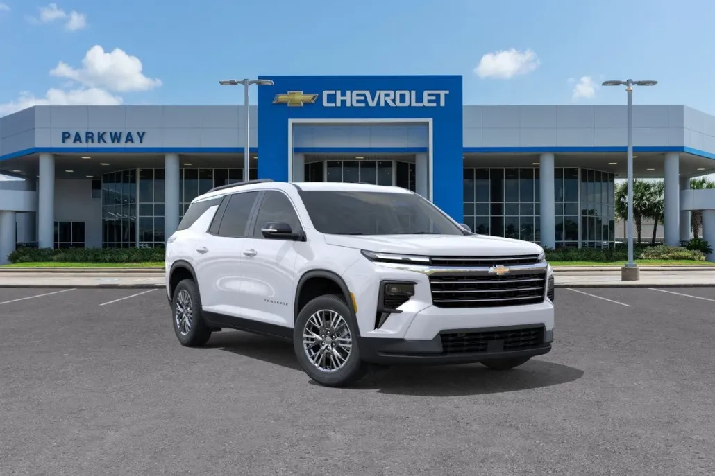 2026 Chevrolet Traverse photo 1
