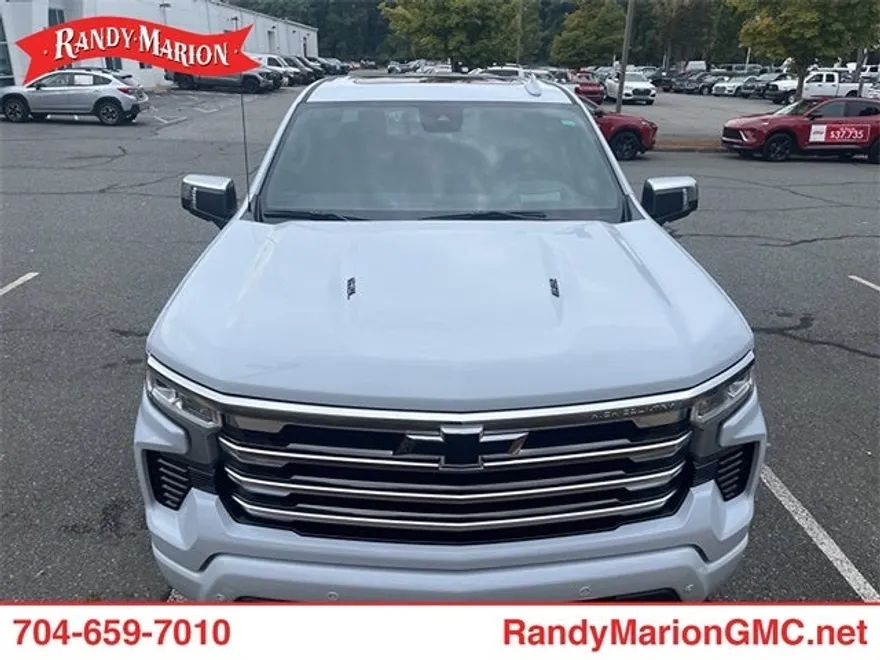 2026 Chevrolet Silverado 1500 High Country photo 1