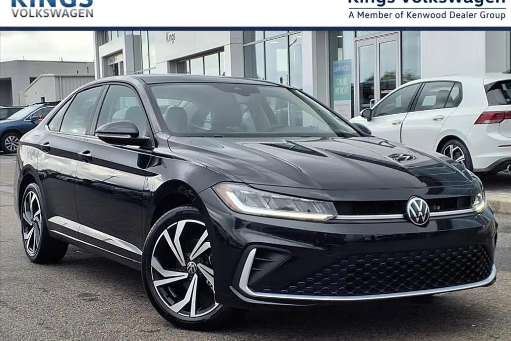 2025 Volkswagen Jetta 1.5T SEL photo 1