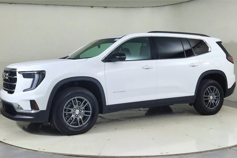 2025 Gmc Acadia Elevation photo 1