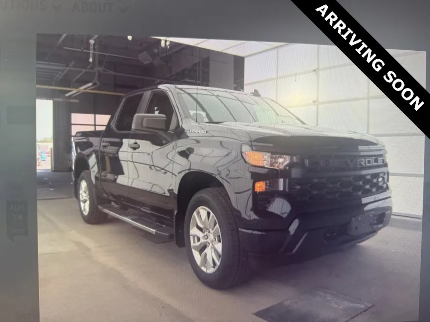2023 Chevrolet Silverado 1500 Custom photo 1