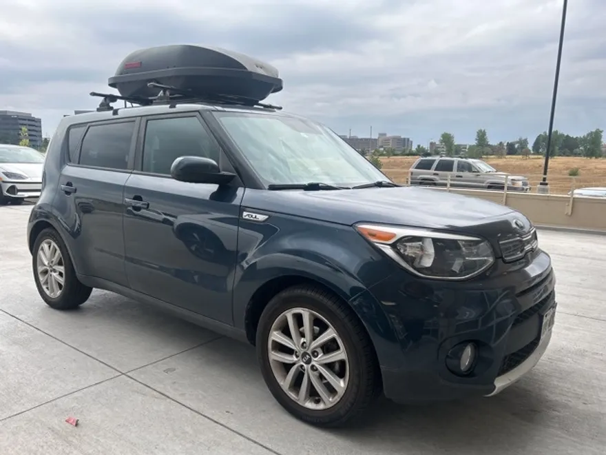 2017 Kia Soul Plus photo 1