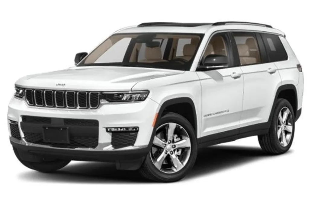 2022 Jeep Grand Cherokee Laredo photo 1