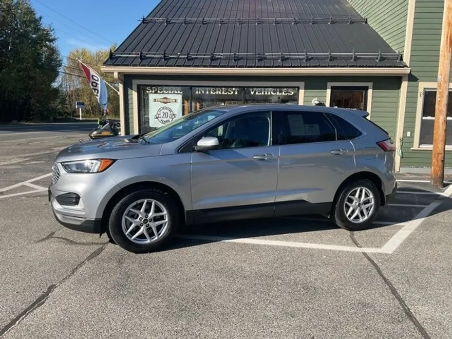 2024 Ford Edge SEL photo 1