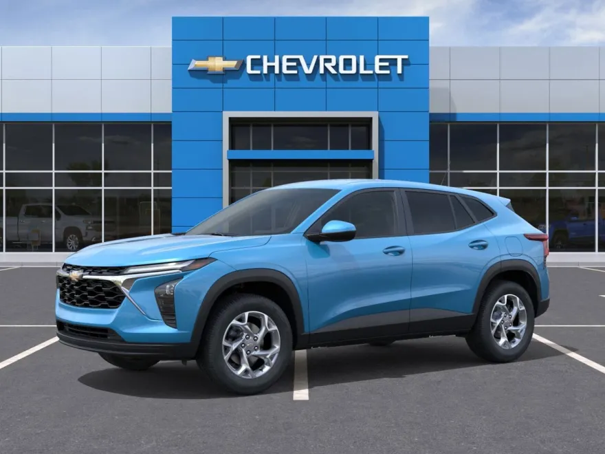 2026 Chevrolet Trax LS photo 1