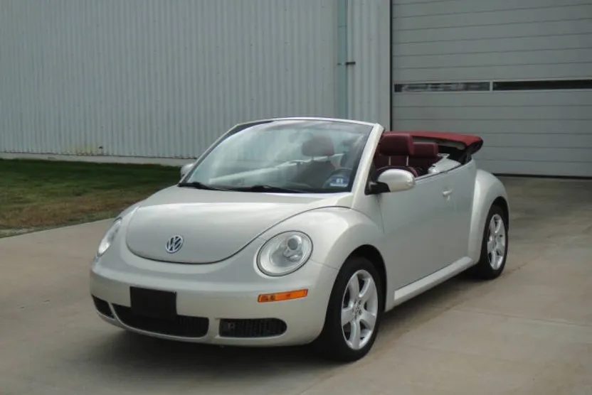 2009 Volkswagen Beetle photo 1