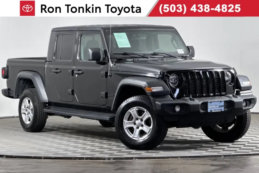2020 Jeep Gladiator Sport photo 1
