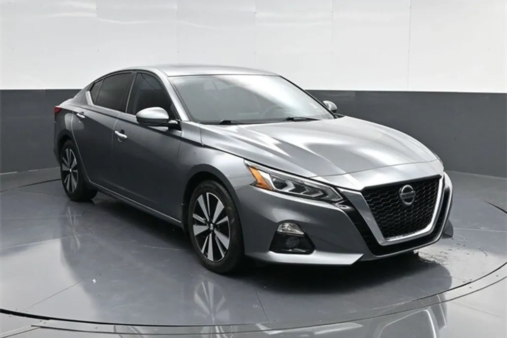 2021 Nissan Altima 2.5 SL photo 1
