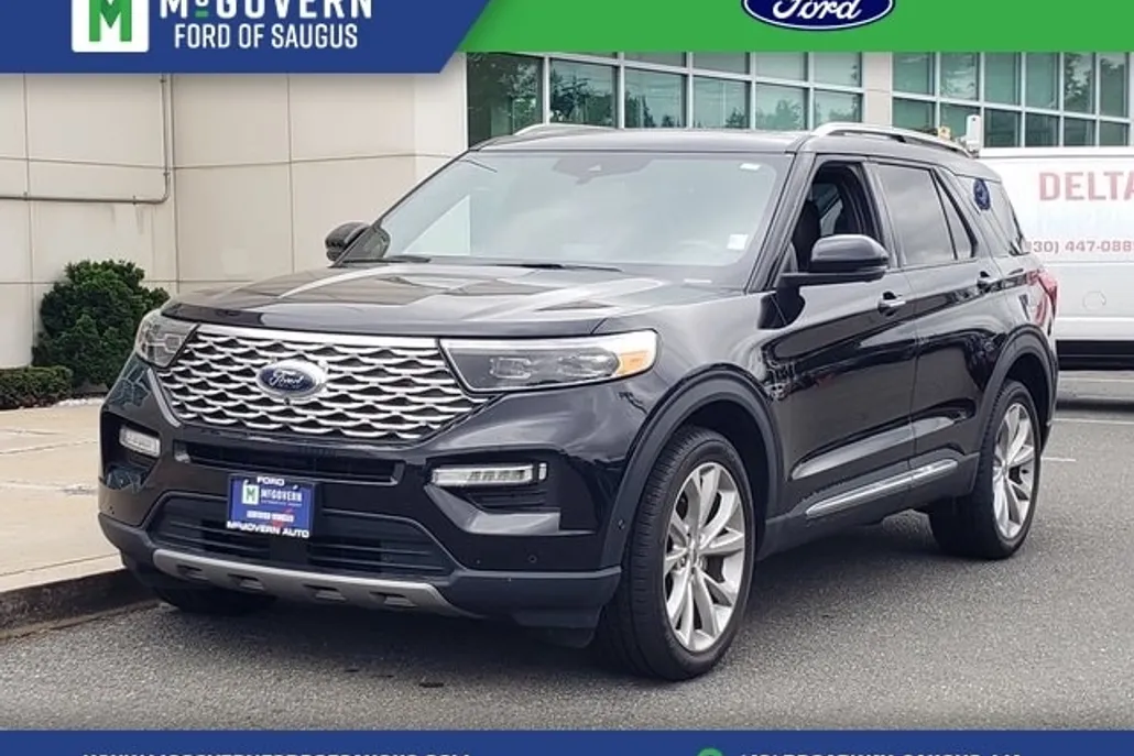 2022 Ford Explorer Platinum photo 1