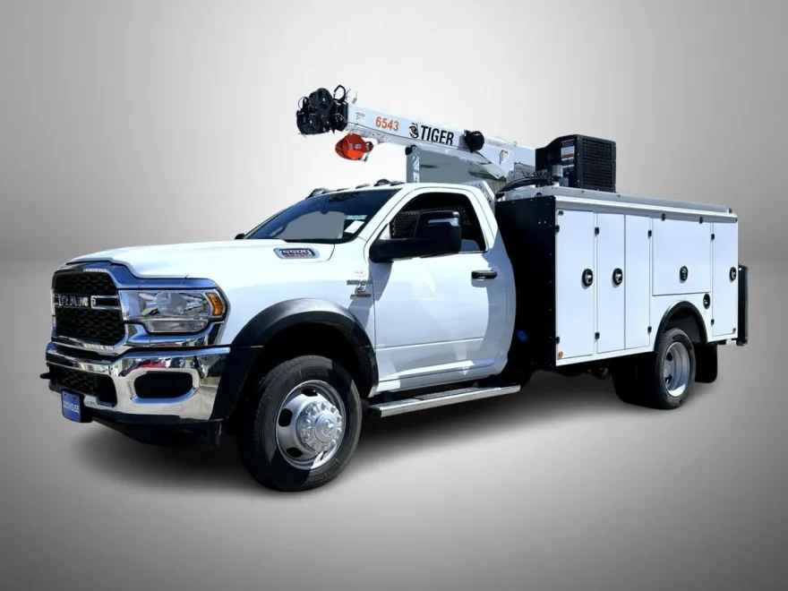 2024 Ram 5500 Tradesman photo 1