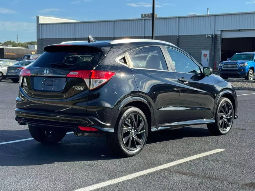 2021 Honda HR-V Sport photo 1