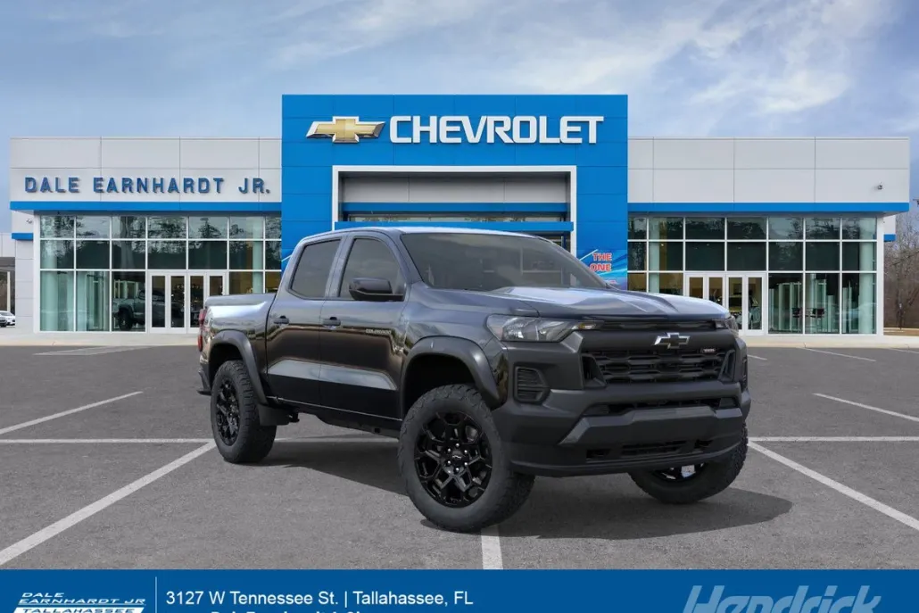 2026 Chevrolet Colorado Trail Boss photo 1