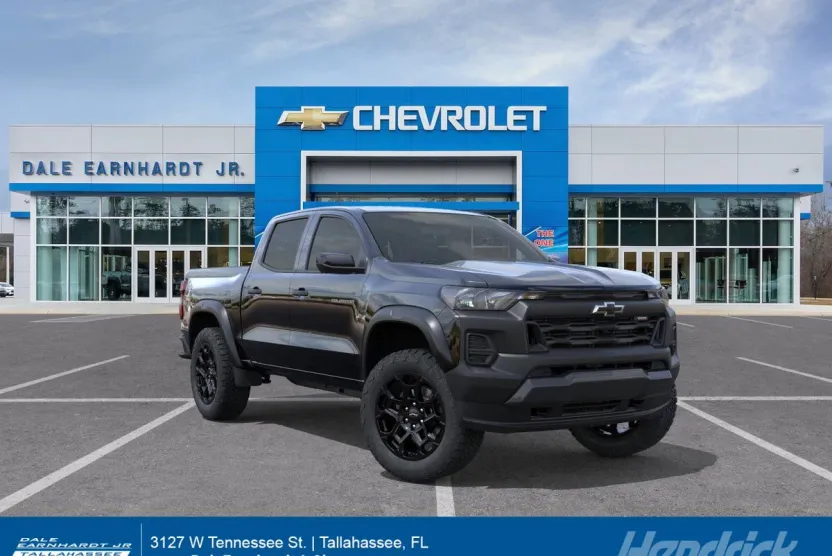 2026 Chevrolet Colorado Trail Boss photo 1