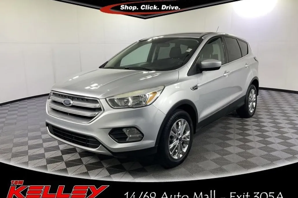 2017 Ford Escape SE photo 1