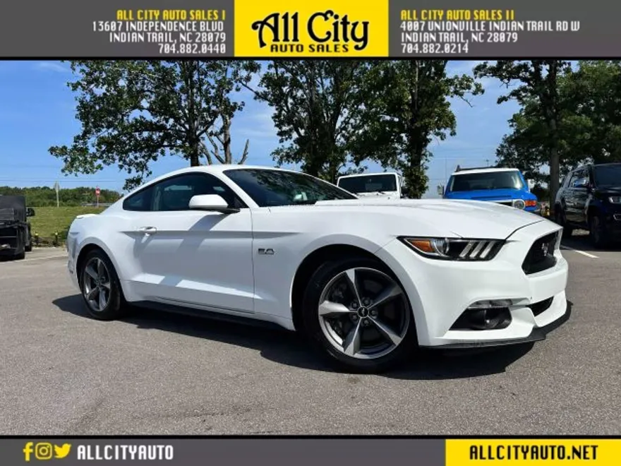 2017 Ford Mustang GT photo 1