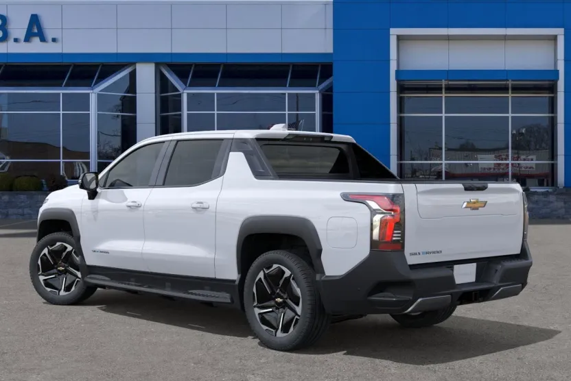 2026 Chevrolet Silverado EV LT photo 1