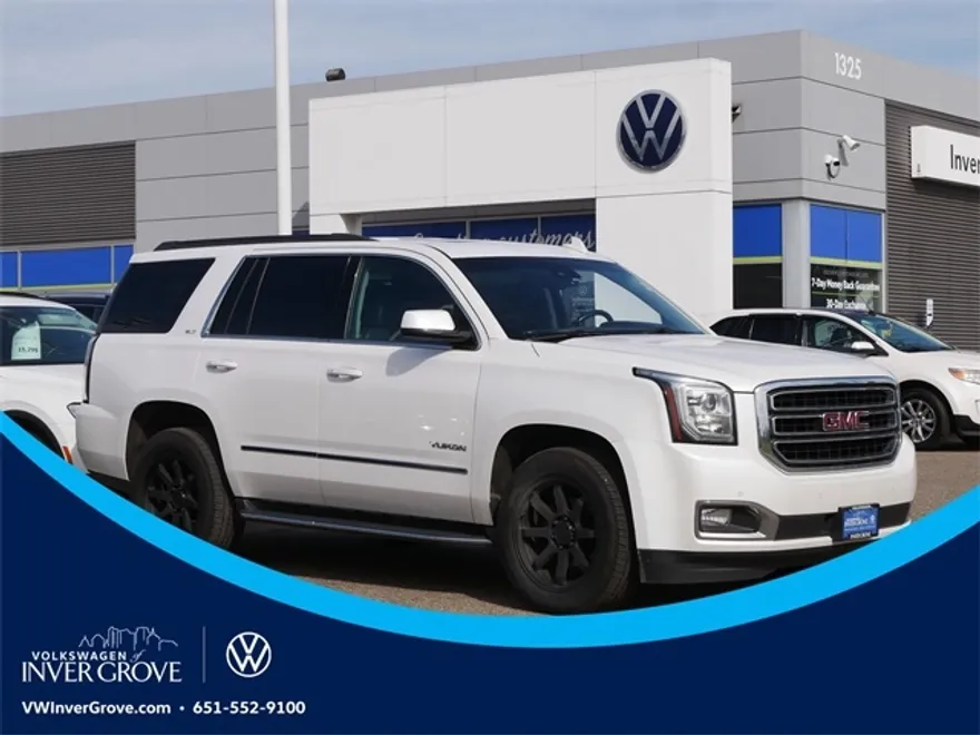 2017 Gmc Yukon SLT photo 1