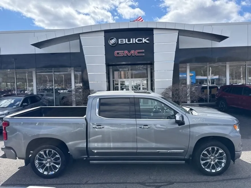 2023 Chevrolet Silverado 1500 High Country photo 1