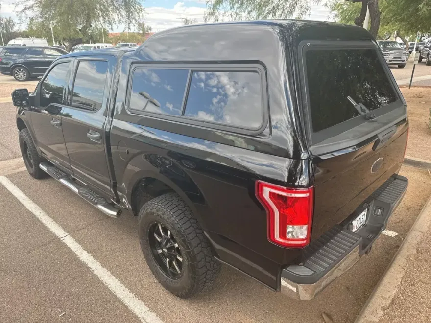 2017 Ford F-150 XLT photo 1