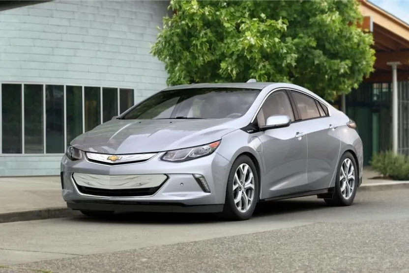 2017 Chevrolet Volt Premier photo 1