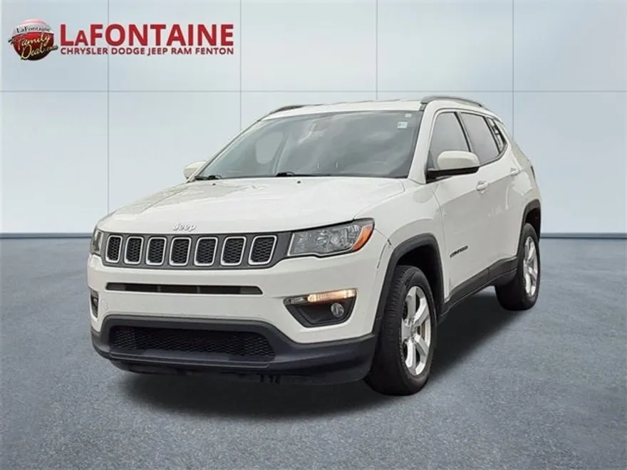 2018 Jeep Compass Latitude photo 1