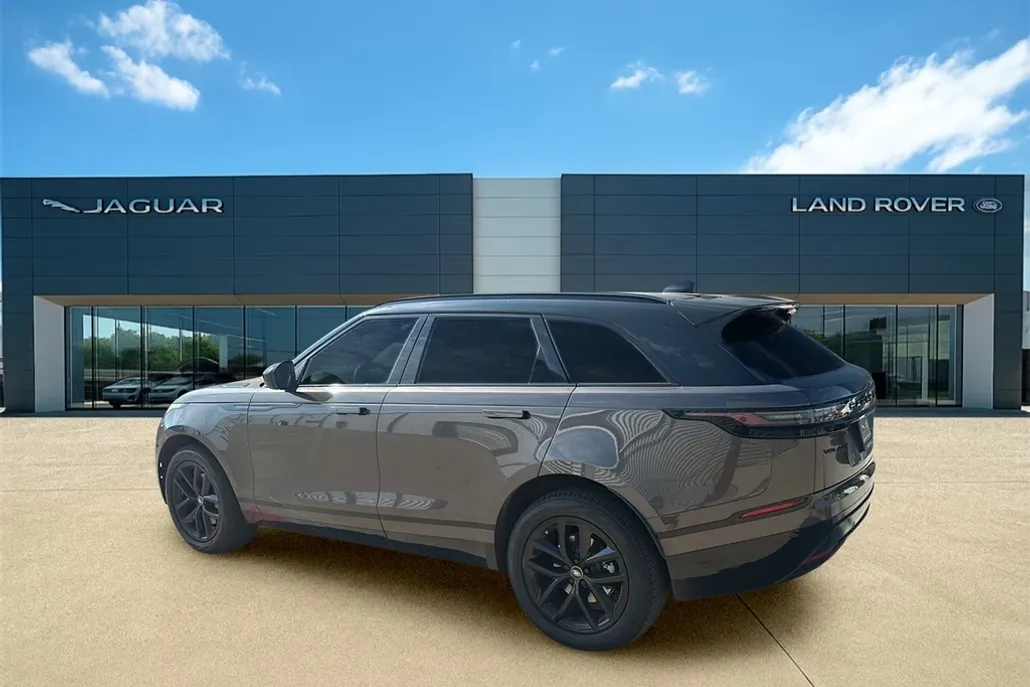 2025 Land Rover Range Rover Velar SE photo 1