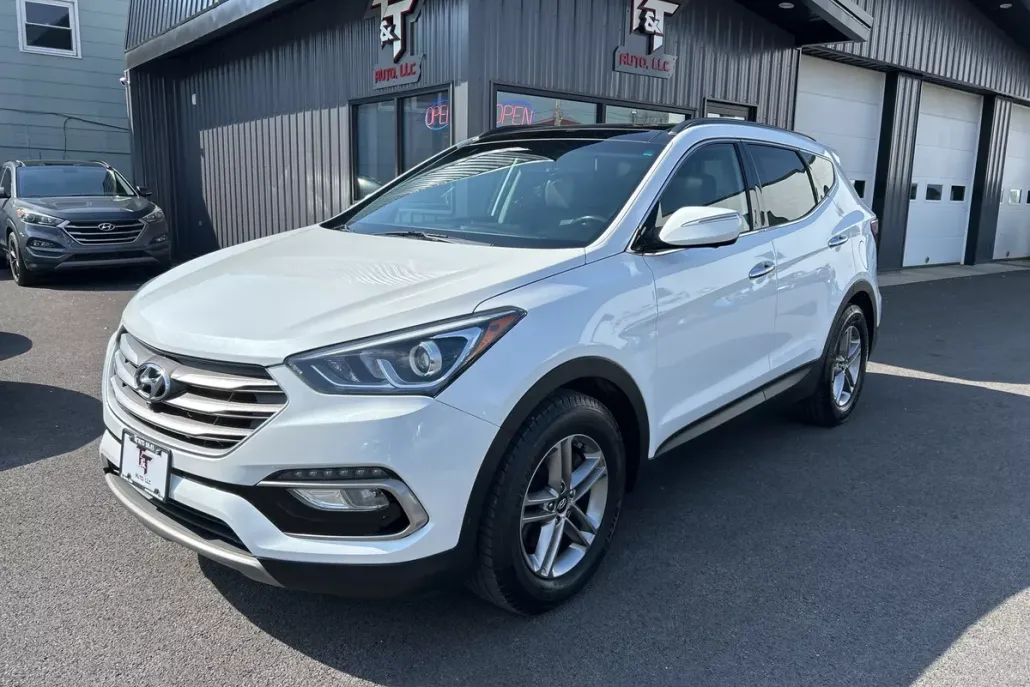2017 Hyundai Santa Fe Sport Base photo 1