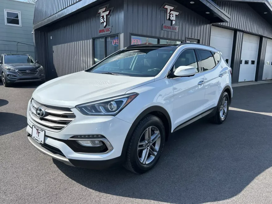 2017 Hyundai Santa Fe Sport Base photo 1