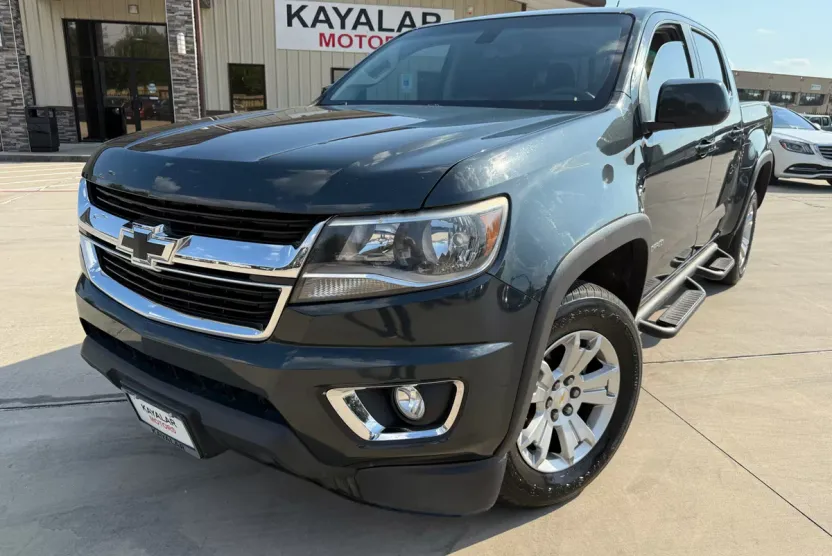 2017 Chevrolet Colorado LT photo 1